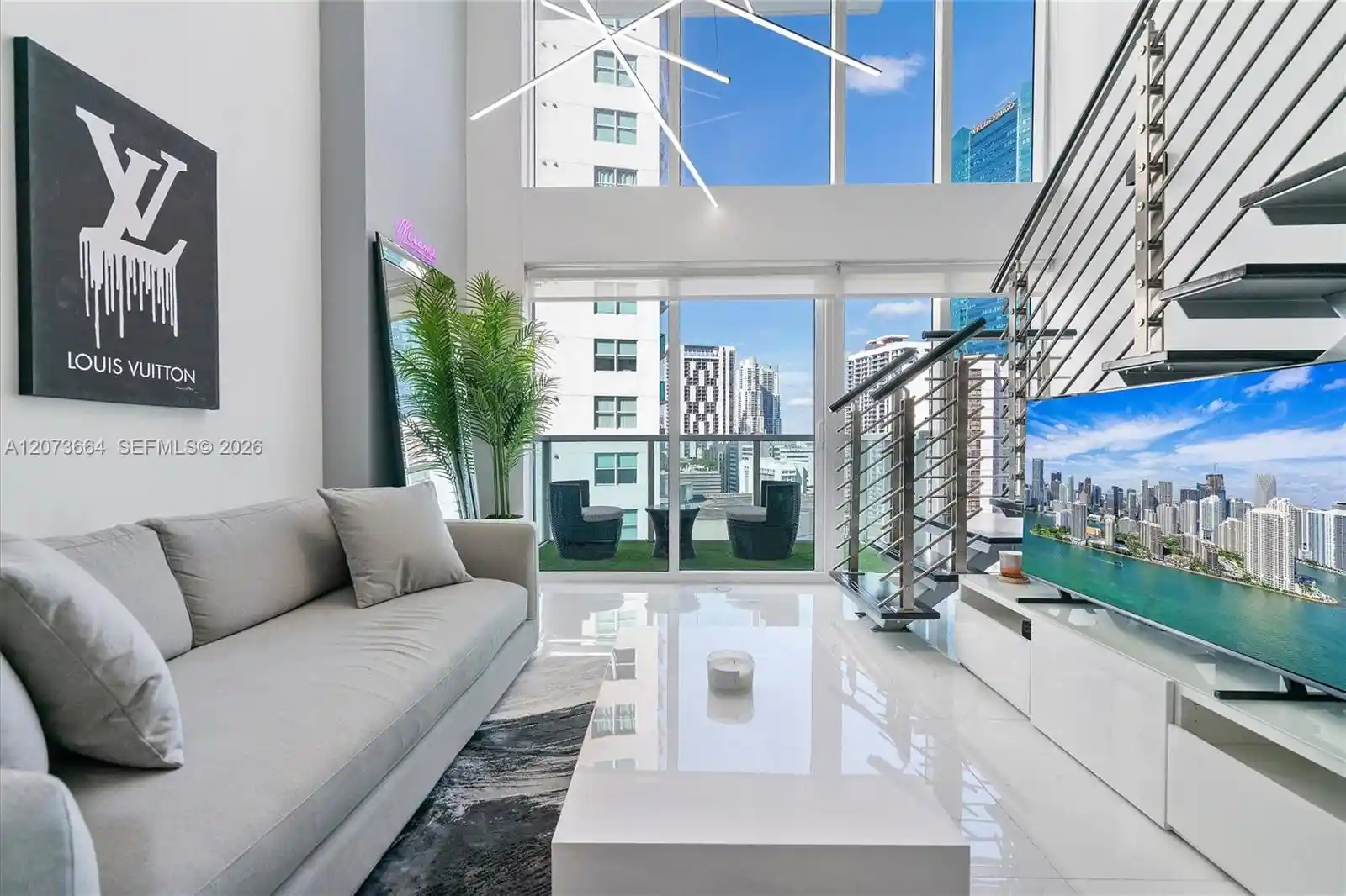 41 Se 5Th St, 41 Se 5Th St, Miami, FL 33131