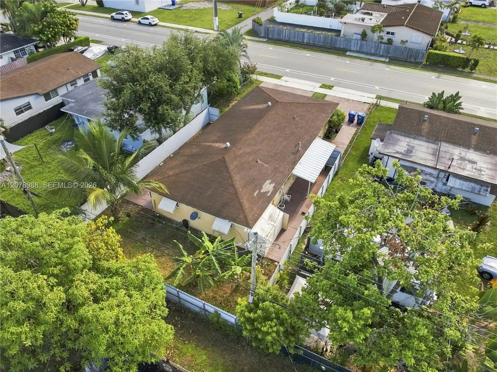 Multi family home for sale at 506 N 56Th Ave, Hollywood, FL 33021 | MLS# A12078988