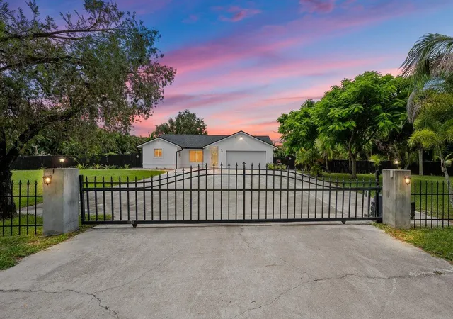 Photo 1 of Sale Pending at 17120 42nd Rd N, The Acreage, FL 33470 | MLS# B26069299 | Listing updated on 2026-10-08