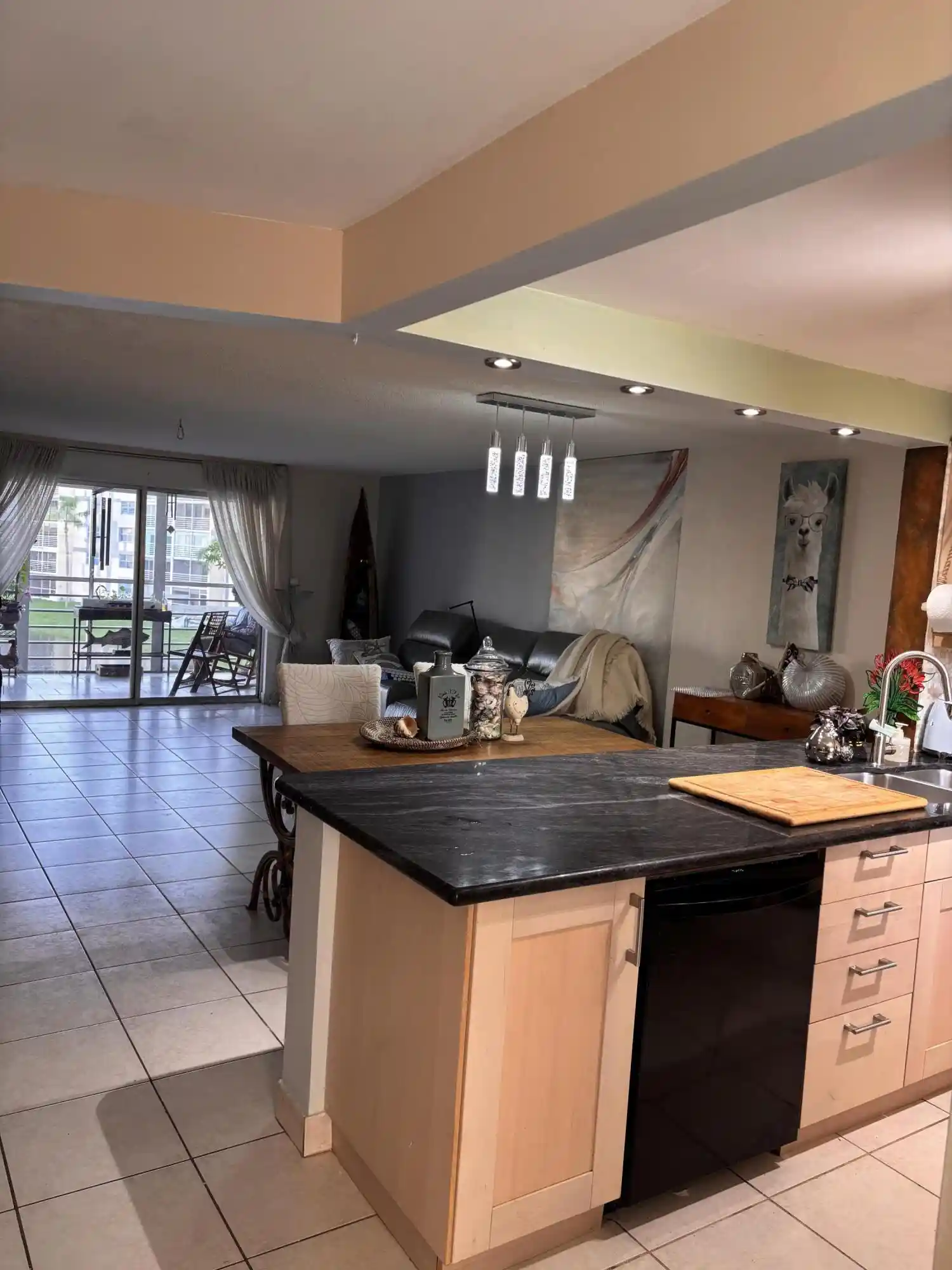 Condo for sale at 401 Se 3Rd St #305, Dania Beach, FL 33004 | MLS# B26069328