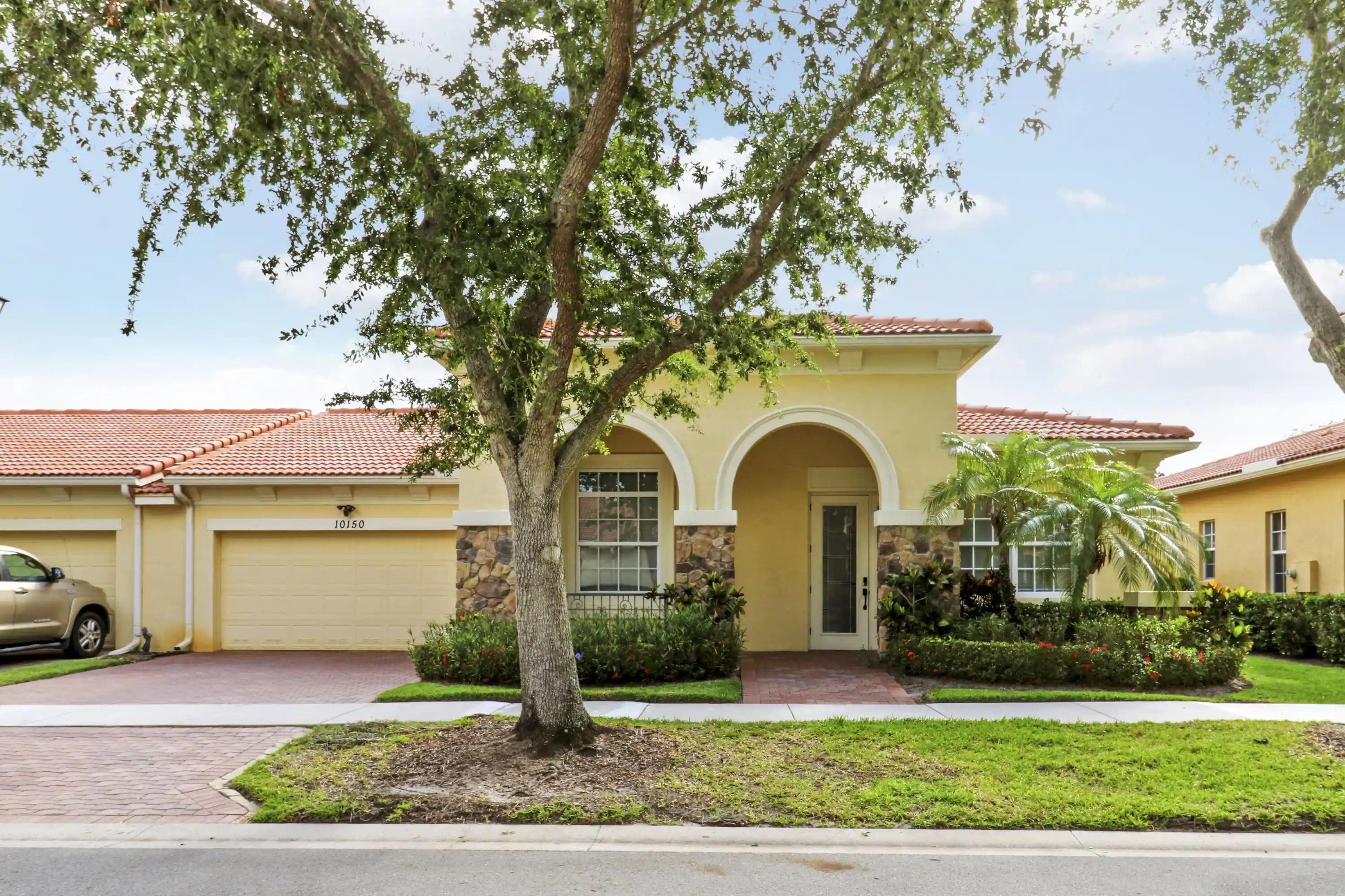 Photo 1 of Single family home for sale at 10150 Sw Ambrose Wy, Port St Lucie, FL 34986 | MLS# B26069334 | Listing updated on 2026-10-19