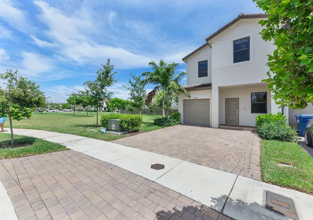 Photo 2 of Townhouse for sale at 23425 Sw 129th Ave, Homestead, FL 33032 | MLS# B26069335 | Listing updated on 2026-10-09