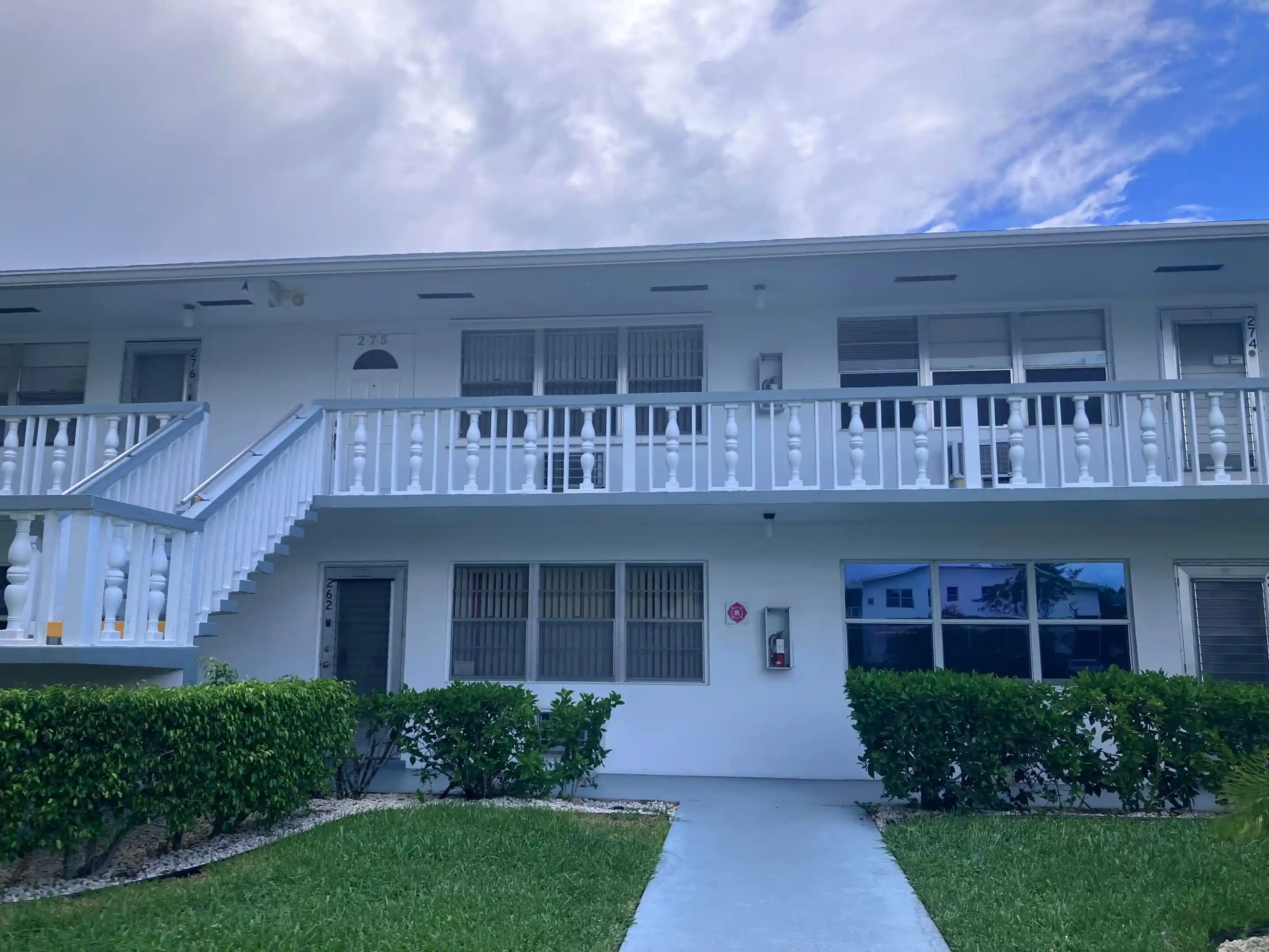 Photo 1 of Condo for sale at 275 Windsor L, West Palm Beach, FL 33417 | MLS# B26069357 | Listing updated on 2026-10-10