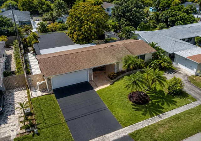 Photo 1 of Single family home for sale at 10720 Nw 26th Pl, Sunrise, FL 33322 | MLS# B26069365 | Listing updated on 2026-10-09
