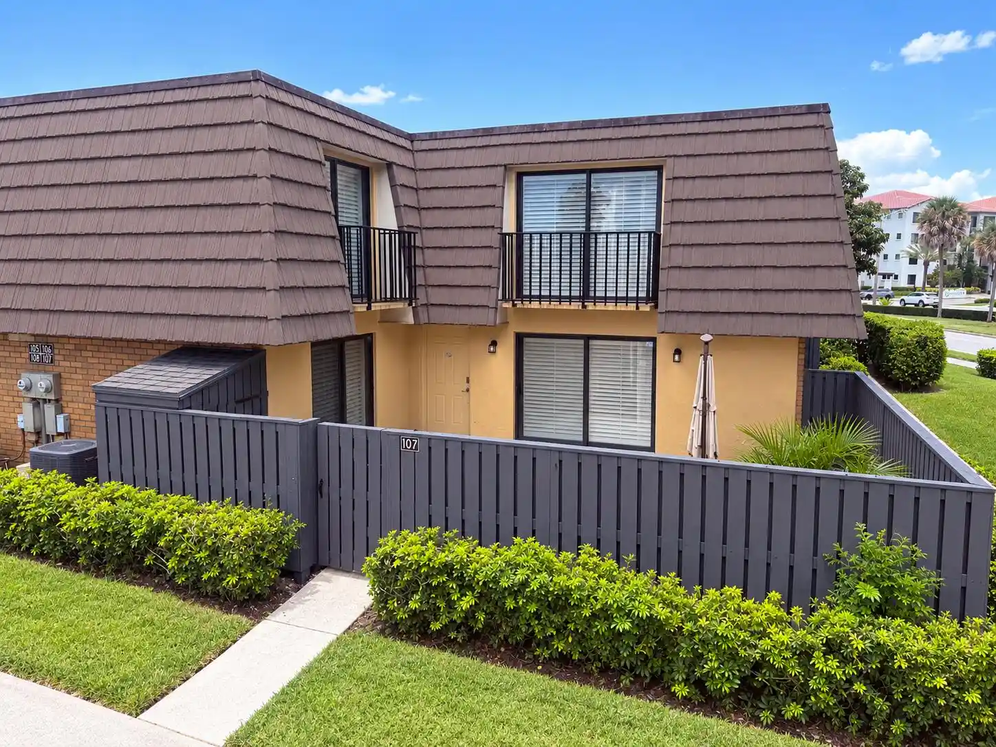 Photo 1 of Townhouse for sale at 107 1st Way, West Palm Beach, FL 33407 | MLS# B26069369 | Listing updated on 2026-10-22