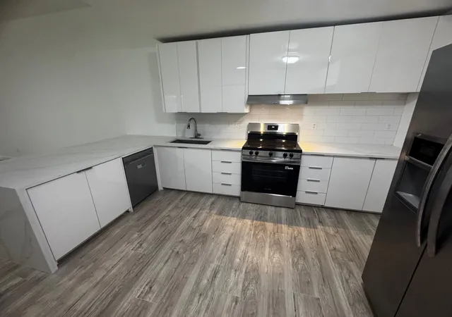 Photo 3 of Townhouse for sale at 15466 Crystal Lake Dr, North Fort Myers, FL 33917 | MLS# B26069385 | Listing updated on 2026-10-09