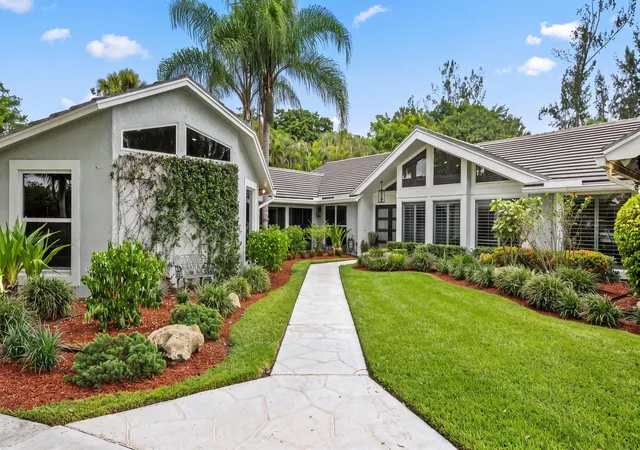 Photo 3 of Mansion for sale at 13343 Doubletree Cir, Wellington, FL 33414 | MLS# B26069456 | Listing updated on 2026-10-02