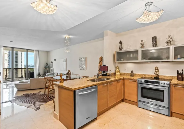 Photo 3 of Condo for sale at 17275 Collins Ave #2403, Sunny Isles Beach, FL 33160 | MLS# B26069529 | Listing updated on 2026-09-23