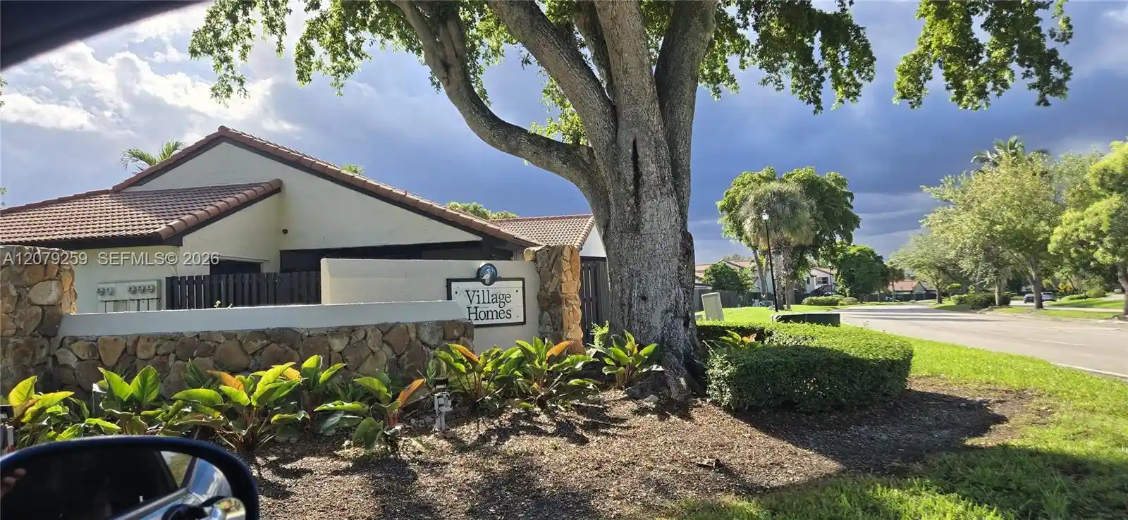 Listing Photo 1 - Condo for sale in 4825 SW 149th Ct located at 4825 SW 149th Ct, Miami, FL 33185 - Unit #18B