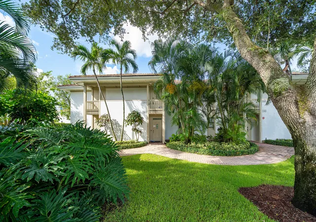 Photo 2 of Condo for sale at 19945 Boca West Dr #3142, Boca Raton, FL 33434 | MLS# B26069629 | Listing updated on 2026-10-01