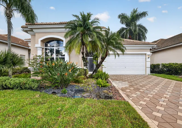 Photo 1 of Single family home for sale at 6842 Fairway Lakes Dr, Boynton Beach, FL 33472 | MLS# B26069721 | Listing updated on 2026-09-23