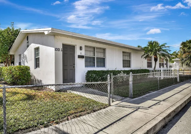 Photo 3 of Multi family home for sale at 1001 S L St #1 & 2, Lake Worth Beach, FL 33460 | MLS# B26069729 | Listing updated on 2026-09-23
