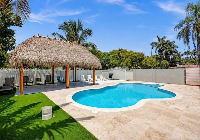 Photo 2 of Single family home for sale at 16000 N Miami Ave, Miami, FL 33169 | MLS# A12079728 | Listing updated on 2026-10-29