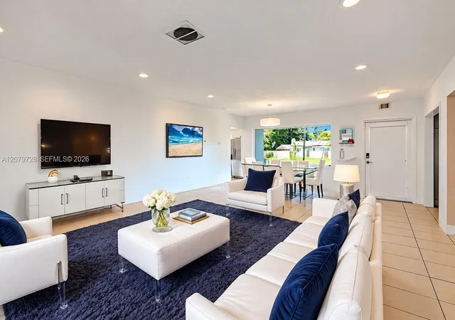 Photo 4 of Single family home for sale at 16000 N Miami Ave, Miami, FL 33169 | MLS# A12079728 | Listing updated on 2026-10-29