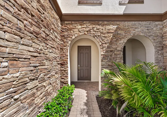 Photo 3 of Townhouse for sale at 10306 Wellington Parc Dr, Wellington, FL 33449 | MLS# B26069804 | Listing updated on 2026-10-08