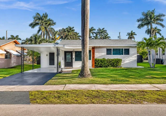 Photo 1 of Single family home for sale at 1515 Arthur St, Hollywood, FL 33020 | MLS# B26069896 | Listing updated on 2026-10-02