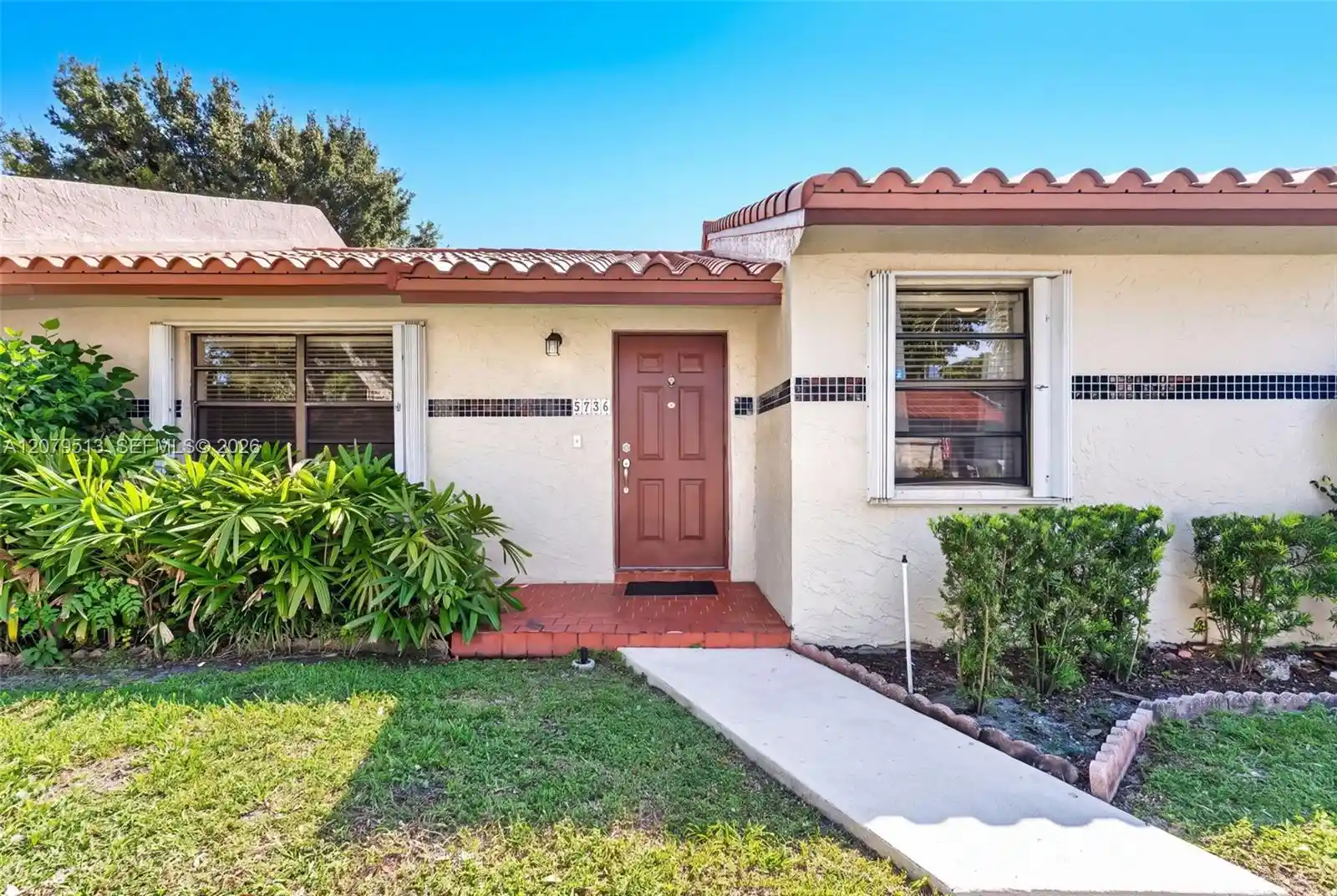 Single family home for sale at 5736 Sw 112Th Ter, Cooper City, FL 33330 | MLS# A12079513
