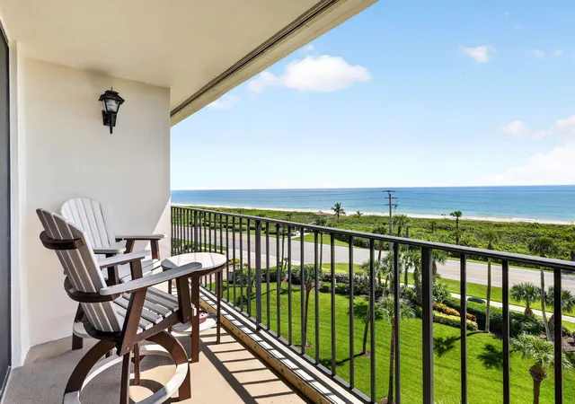 Photo 3 of Sale Pending at 5055 N Hwy A1a #604, Fort Pierce, FL 34949 | MLS# B26070003 | Listing updated on 2026-10-09