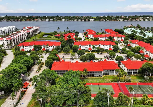 Photo 2 of Condo for sale at 103 Half Moon Cir #H1, Hypoluxo, FL 33462 | MLS# B26070032 | Listing updated on 2026-10-08