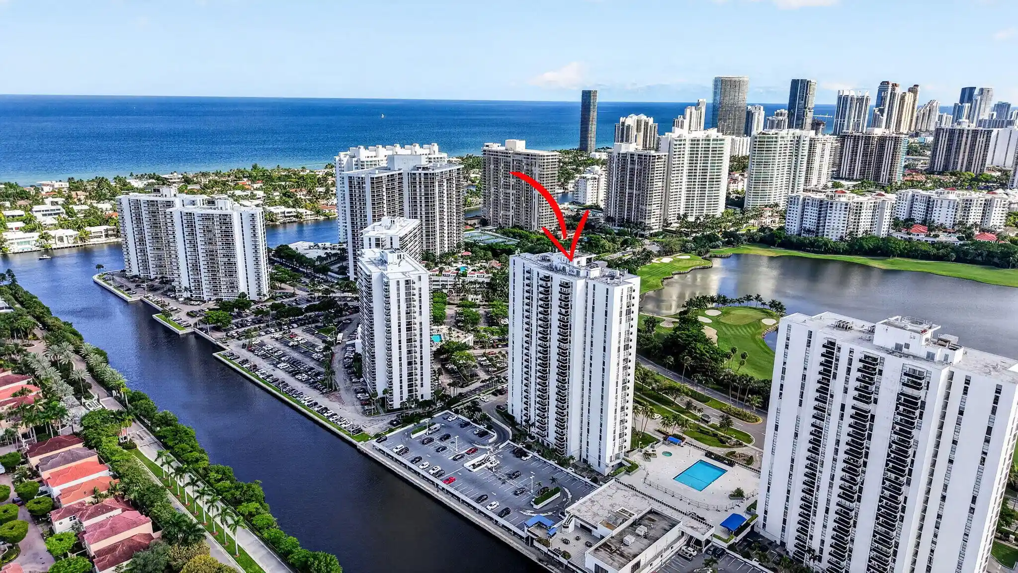 3675 N Country Clb Dr, 3675 N Country Clb Dr, Miami, FL 33180