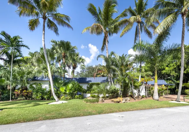Single family home for sale at 2314 Desota Dr, Fort Lauderdale, FL 33301 | MLS# B26070075
