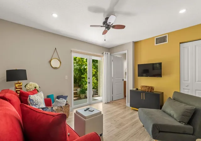 Photo 3 of Single family home for sale at 1640 42nd Sq #103, Vero Beach, FL 32960 | MLS# B26070247 | Listing updated on 2026-10-03