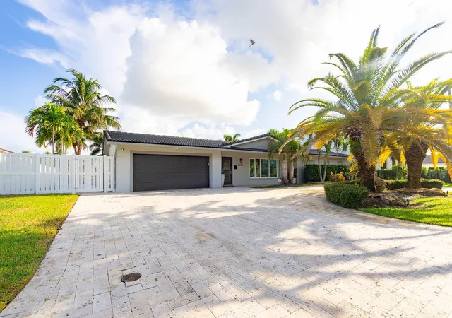 Photo 3 of Single family home for sale at 2401 NE 33rd Street, Lighthouse Point, FL 33064 | MLS# B26070302 | Listing updated on 2026-10-07