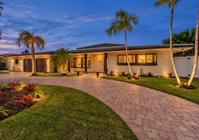 Photo 3 of Single family home for sale at 2121 Ne 29th Street, Lighthouse Point, FL 33064 | MLS# B26070367 | Listing updated on 2026-09-23