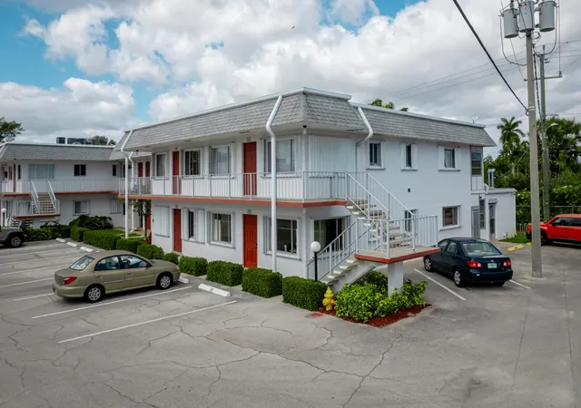 Photo 1 of Condo for sale at 2840 Lake Osborne Dr #111, Lake Worth Beach, FL 33461 | MLS# B26070390 | Listing updated on 2026-10-01