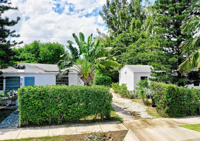 Photo 1 of Multi family home for sale at 2405 2407 N E Coast St, Lake Worth, FL 33460 | MLS# B26070473 | Listing updated on 2026-09-23