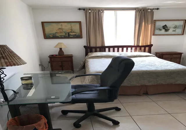 Listing Photo 2 - Condo for sale in building located at 1010 Nw 11Th St, Miami, FL 33136 - Unit #207