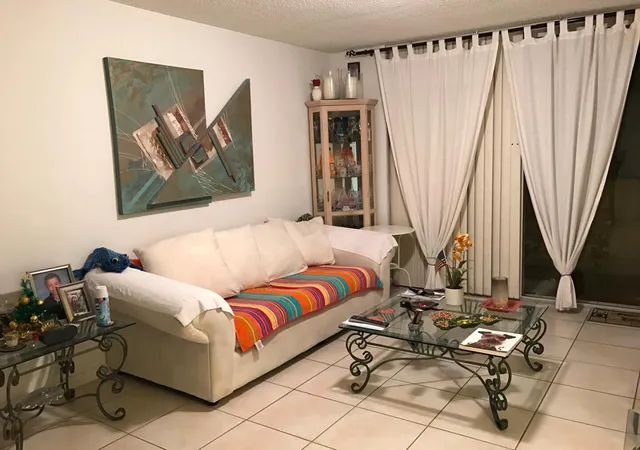 Listing Photo 3 - Condo for sale in building located at 1010 Nw 11Th St, Miami, FL 33136 - Unit #207