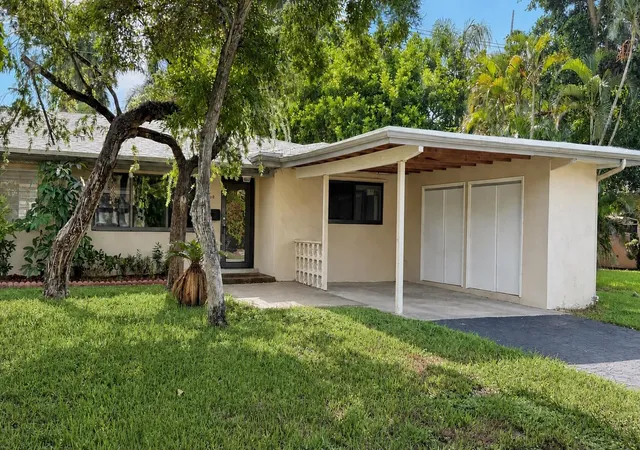 Photo 1 of Single family home for sale at 360 Nw 65th Avenue, Plantation, FL 33317 | MLS# B26070497 | Listing updated on 2026-10-08