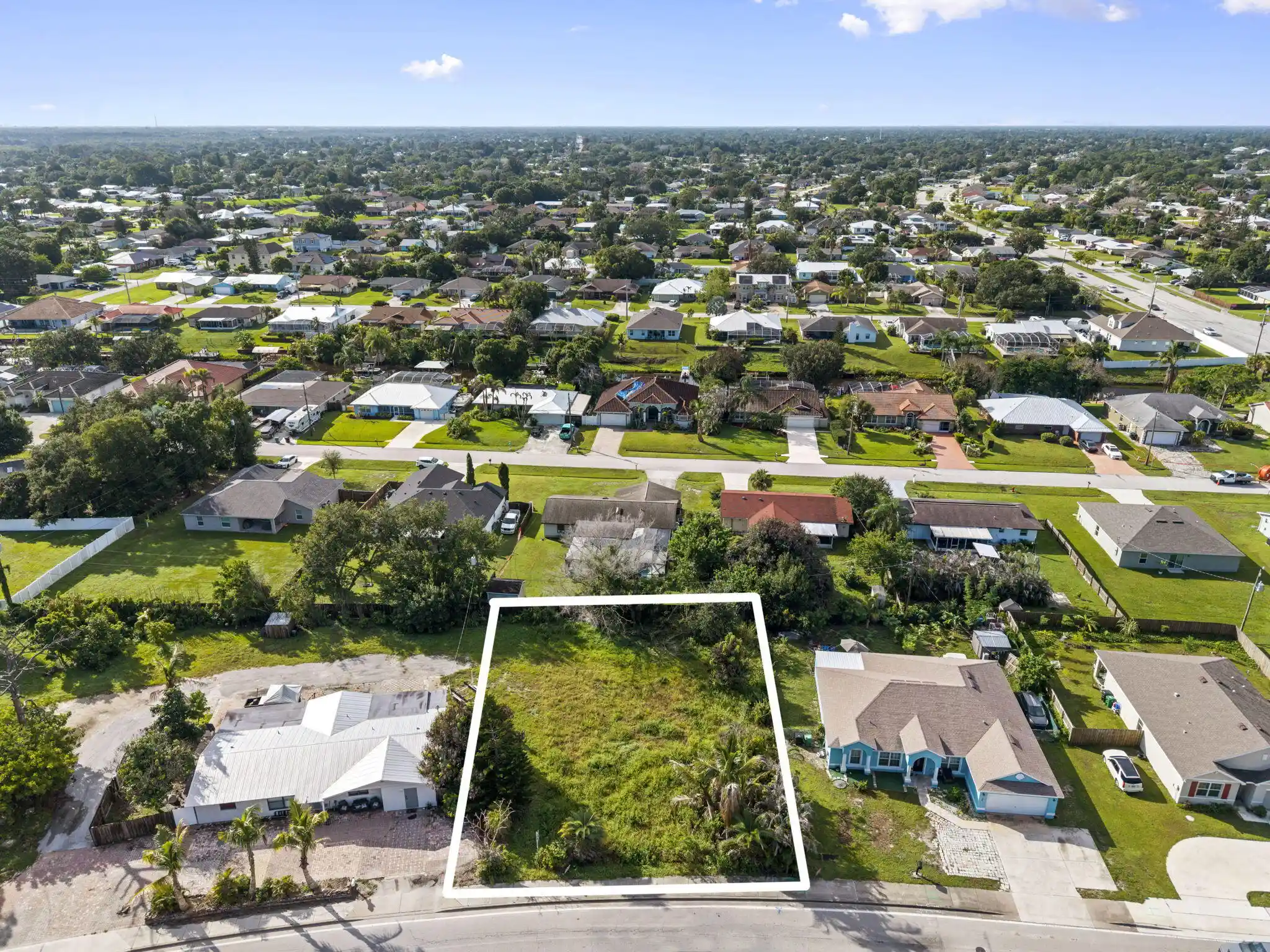 Photo 1 of Sale Pending at 158 Ne Saint James, Port Saint Lucie, FL 34983 | MLS# B26070543 | Listing updated on 2026-10-30