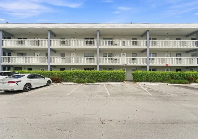 Photo 3 of Condo for sale at 9880 Marina Blvd #1510, Boca Raton, FL 33428 | MLS# B26070636 | Listing updated on 2026-09-23