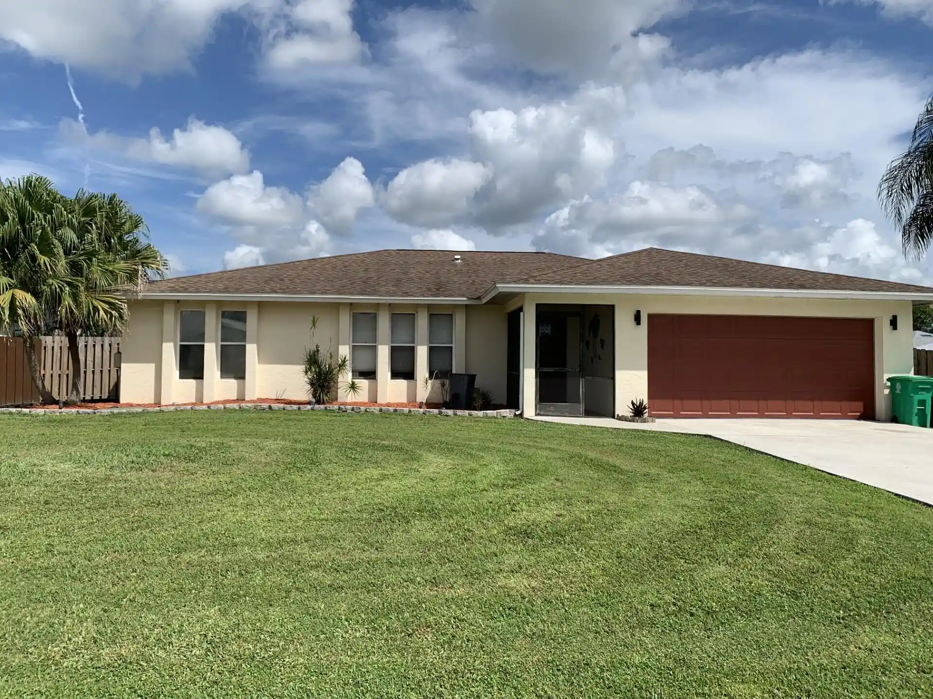 Photo 1 of Single family home for sale at 991 Se Brookedge Ave, Port Saint Lucie, FL 34983 | MLS# B26070734 | Listing updated on 2026-10-28
