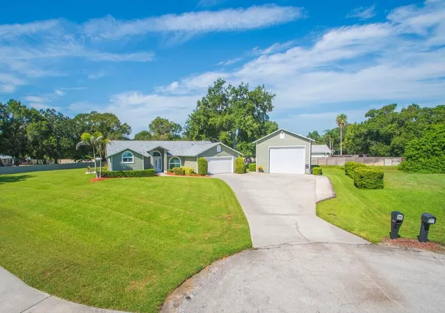 Photo 2 of Single family home for sale at 3555 3rd Place Sw, Vero Beach, FL 32968 | MLS# B26070759 | Listing updated on 2026-10-08