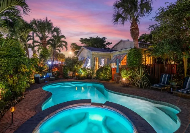 Single family home for sale at 126 S A St, Lake Worth Beach, FL 33460 | MLS# B26070914