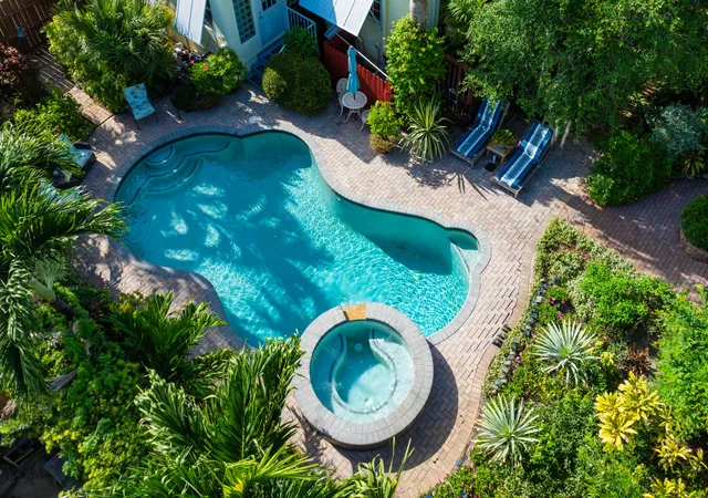 Photo 3 of Single family home for sale at 126 S A St, Lake Worth Beach, FL 33460 | MLS# B26070914 | Listing updated on 2026-10-09