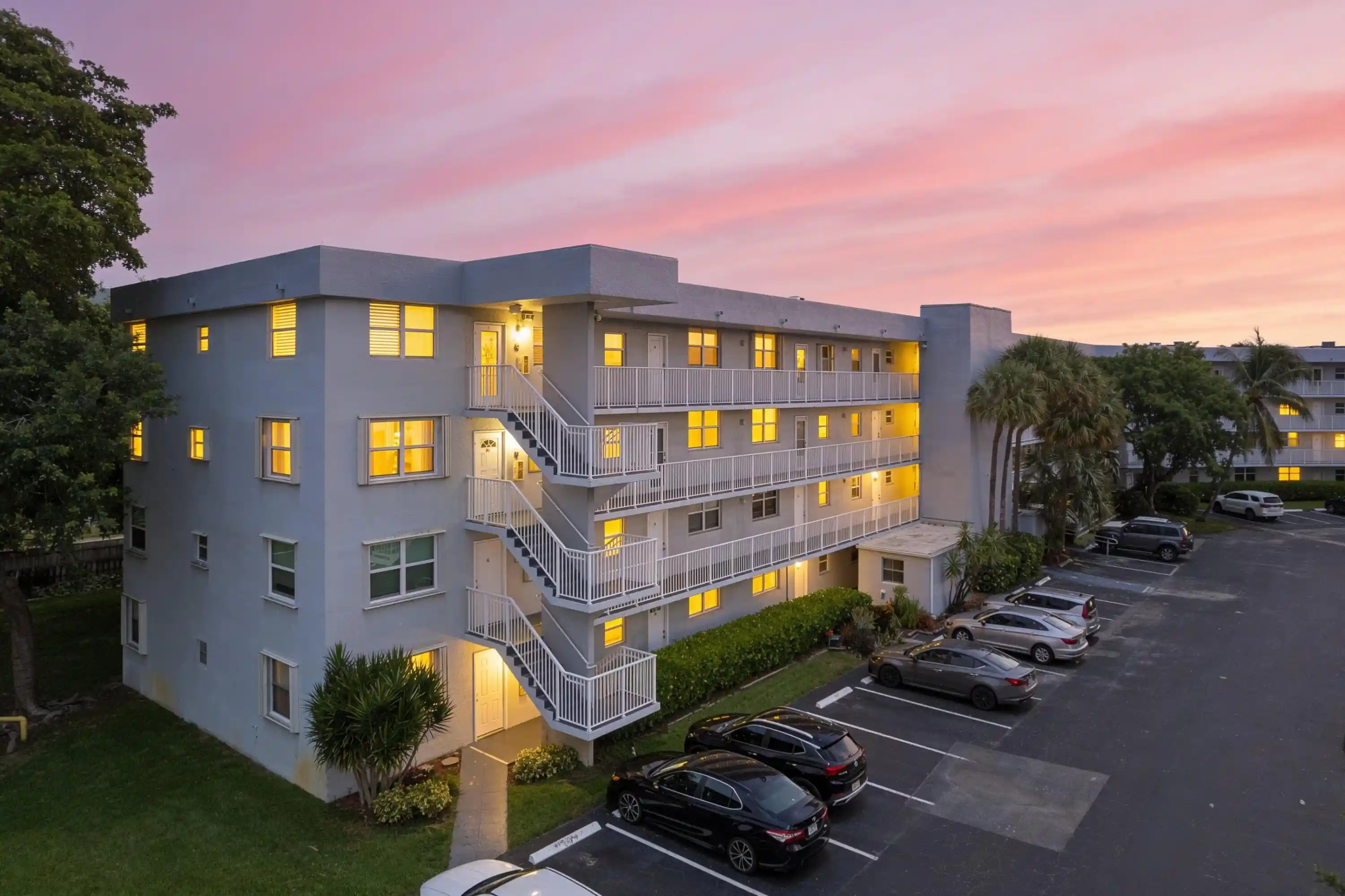 Photo 1 of Condo for sale at 113 Royal Park Dr #4A, Oakland Park, FL 33309 | MLS# B26070979 | Listing updated on 2026-10-08