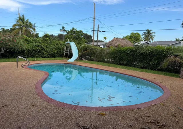 Photo 3 of Single family home for sale at 5501 Monroe St, Hollywood, FL 33021 | MLS# B26071099 | Listing updated on 2026-10-07