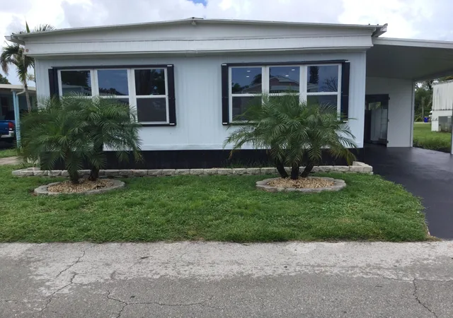 Photo 2 of Manufactured home for sale at 5000 Se Federal Hwy #802, Stuart, FL 34997 | MLS# B26071231 | Listing updated on 2026-10-07