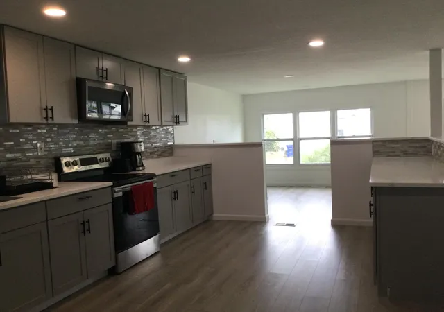 Photo 3 of Manufactured home for sale at 5000 Se Federal Hwy #802, Stuart, FL 34997 | MLS# B26071231 | Listing updated on 2026-10-07