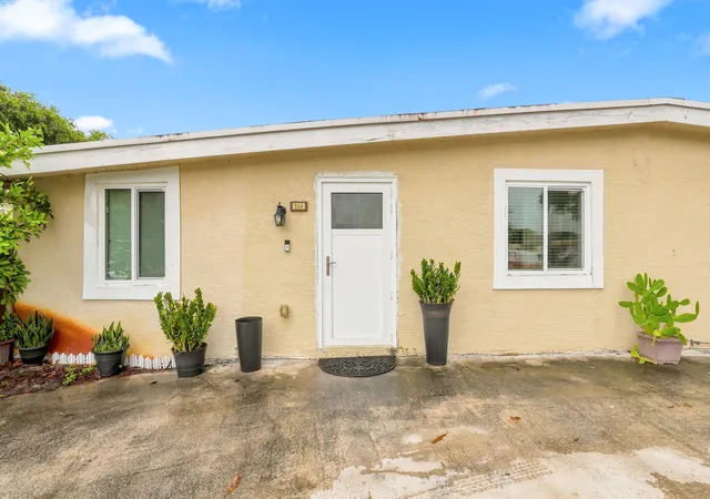 Photo 3 of Single family home for sale at 730 Gardenia Dr, Royal Palm Beach, FL 33411 | MLS# B26071322 | Listing updated on 2026-09-23