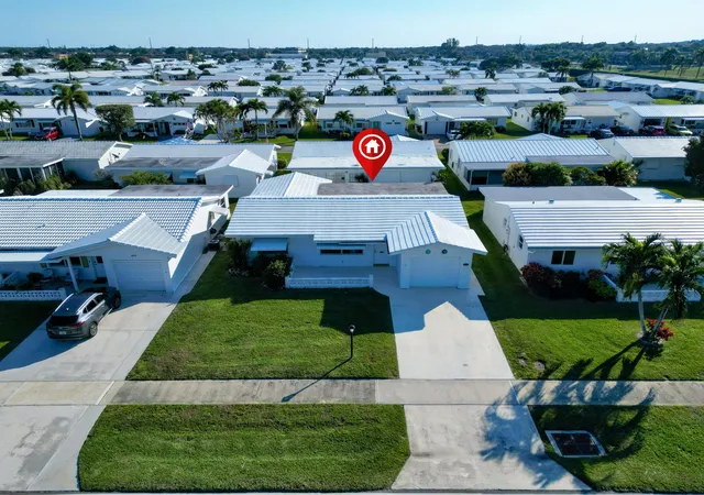 Photo 1 of Single family home for sale at 2016 Sw Golf Ln, Boynton Beach, FL 33426 | MLS# B26071358 | Listing updated on 2026-09-23