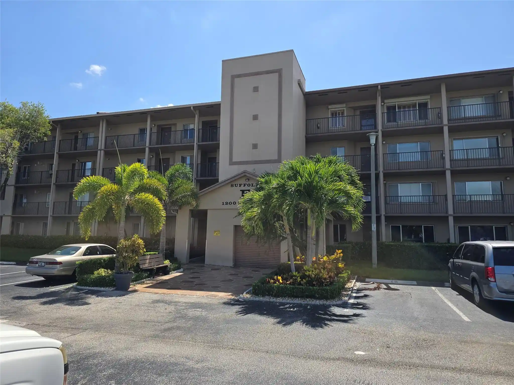 Listing Photo 1 - Condo for sale in 1200 Sw 137Th Ave located at 1200 Sw 137Th Ave, Pembroke Pines, FL 33027 - Unit #312E