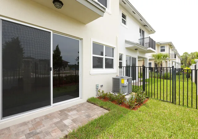 Photo 29 of Townhouse for sale at 6954 Pines Cir #51, Pompano Beach, FL 33073 | MLS# B26071396 | Listing updated on 2026-10-08
