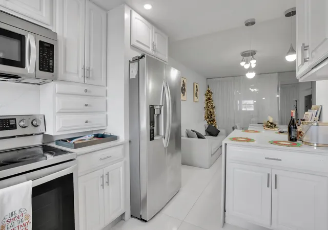 Photo 1 of Condo for sale at 700 Se 6th Avenue #107, Deerfield Beach, FL 33441 | MLS# B26071103 | Listing updated on 2026-10-04
