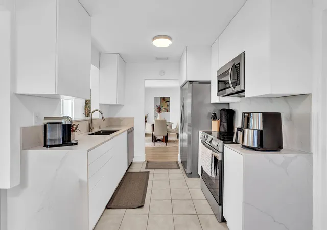 Photo 1 of Single family home for sale at 1530 Nw 85th Avenue, Plantation, FL 33322 | MLS# B26071619 | Listing updated on 2026-10-09