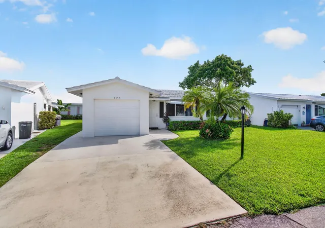 Photo 2 of Single family home for sale at 2377 Sw 8th Avenue, Boynton Beach, FL 33426 | MLS# B26071633 | Listing updated on 2026-09-30